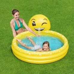 Bestway 3-Rings Zwembad Met Sproeier Summer Smiles, 165x144x69cm -Buitenspeelgoed 1980716h